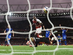 Arsenal menyelamatkan diri dari menutup babak pertama dalam posisi tertinggal. Danny Welbeck menyamakan skor menjadi 2-2. (Foto: Michael Regan/Getty Images)