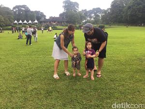 Apakah Kita Termasuk Helicopter Parent?