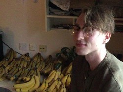 Jadi Fruitarian Ekstrem, Remaja Ini Makan 150 Pisang per Minggu