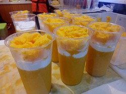 Fenomena Minuman Mangga yang Diantre hingga Berjam-jam