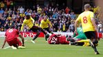 Watford Unggul, Liverpool Unggul... Ujung-ujungnya Tak Ada yang Menang