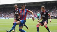 Saat bertanding di Selhurst Park, Sabtu (12/8/2017) malam WIB, tim besutan David Wagner itu menang 3-0. Gol perdana mereka hasil bunuh diri Joel Ward. (Foto: Dan Mullan/Getty Images)