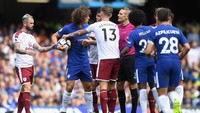 Celakanya, Chelsea meraih hasil negatif itu di hadapan publik sendiri, di Stamford Bridge. (Michael Regan/Getty Images)