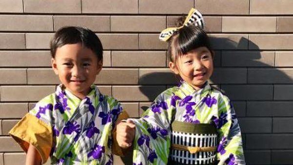 Foto: Anak Kembar Cowok dan Cewek yang Bikin Gemas!