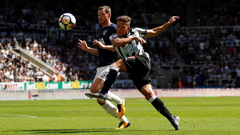 Newcastle vs Spurs Masih Imbang Tanpa Gol Newcastle vs Spurs Masih Imbang Tanpa Gol