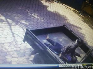 Riko Kejang-kejang Setelah Diberi Pil Disemprot Obat Nyamuk Cair