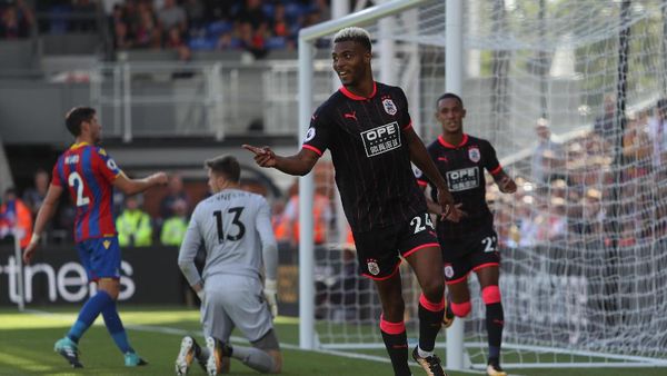 Huddersfield Town yang Mengejutkan di Pekan Pembuka