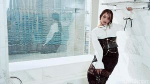 Pose Menggoda Asmara Abigail