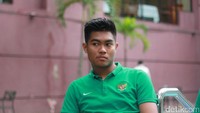 Kiper Persiba Balikpapan Kurniawan Kartika Ajie mengajak publik bersatu untuk mendukung Timnas yang penuh keberagaman. (Femi Diah/detikSport)