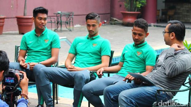 Kurniawan Kartika Ajie Tentang Kiper Idola, Makanan Favorit, dan Cederanya