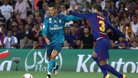 Ronaldo kemudian mencetak gol di menit ke-80 untuk membawa Madrid unggul 2-1. Foto: Juan Medina/REUTERS