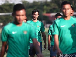 Petasan Suporter Malaysia Rupanya Lukai Gavin