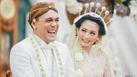 Lama Pacari Yuni Shara, Chico Hakim Nikahi eks Pacar Dude Harlino