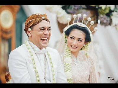 Lama Pacari Yuni Shara, Chico Hakim Nikahi eks Pacar Dude Harlino