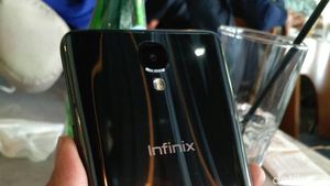 Infinix Note 4 Tampil Mengkilap