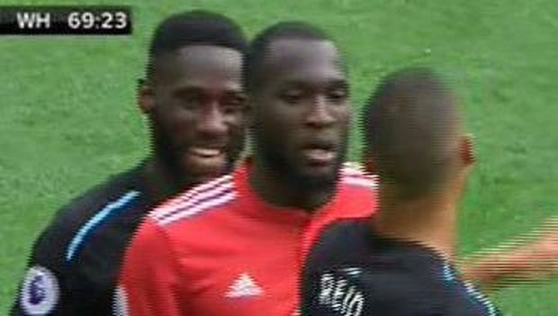 Lengah Tertawa-tawa Saat Jaga Lukaku, Bek West Ham Ini Dikritik