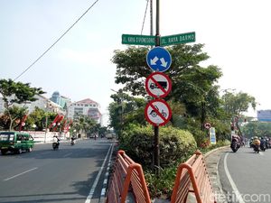 Sambut HUT RI, Lagu Perjuangan Diputar di Traffic Light Surabaya Sambut HUT RI, Lagu Perjuangan Diputar di Traffic Light Surabaya