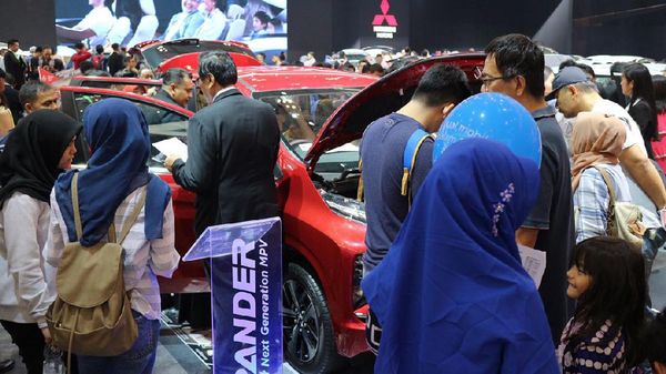 Foto: Pengunjung Buat Mitsubishi Xpander Sulit Bernafas
