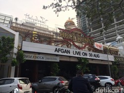 OB Pengintip Pelanggan Dipecat, Restoran di PIK Perbaiki WC