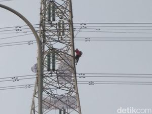 Ada Orang Panjat Menara SUTET di Priok, PLN: Mau Uji Nyali? Ada Orang Panjat Menara SUTET di Priok, PLN: Mau Uji Nyali?