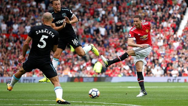 Ini Satu Pemain MU yang Diinginkan Gerrard Ada di Liverpool