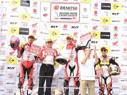 Para Pebalap AHRT Kembali Dominasi Podium di Balapan Kedua ARRC Sentul