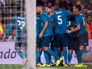 Madrid Bekap Barca, Zidane: Pertarungan Belum Selesai