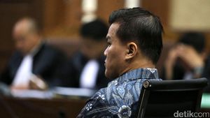 Sidang Perdana Andi Narogong