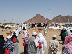 Ketika Anas Mencium Wangi Surga di Gunung Uhud dalam Pertempuran Ketika Anas Mencium Wangi Surga di Gunung Uhud dalam Pertempuran