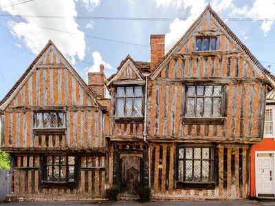 Foto: Rumah Masa Kecil Harry Potter yang Dijual