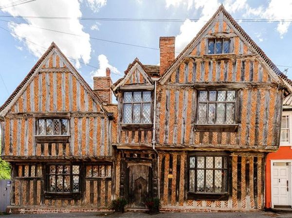 Foto: Rumah Masa Kecil Harry Potter yang Dijual