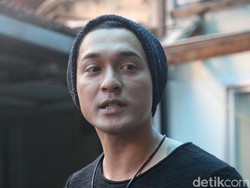 Histeris, Miller Khan Sempet Norak Sendiri Pas Mudik ke Malaysia
