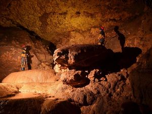 Hatusaka, Gua Terdalam di Indonesia dari Maluku Tengah