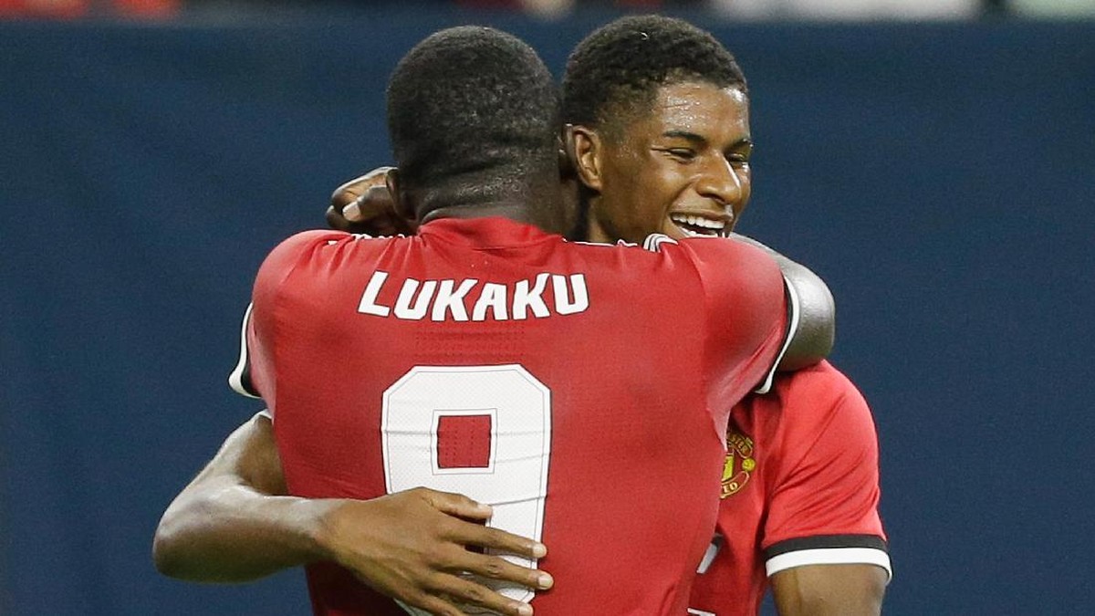 Pemain Manchester United (Foto: Bob Levey / Getty Images)
