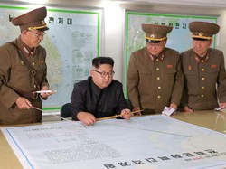 Kim Jong-Un Perintahkan Produksi Lebih Banyak Mesin Roket