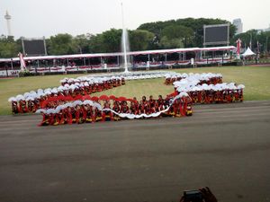 Ingin Tampil Apik di Depan Presiden, Penari Gandrung Terus Berlatih