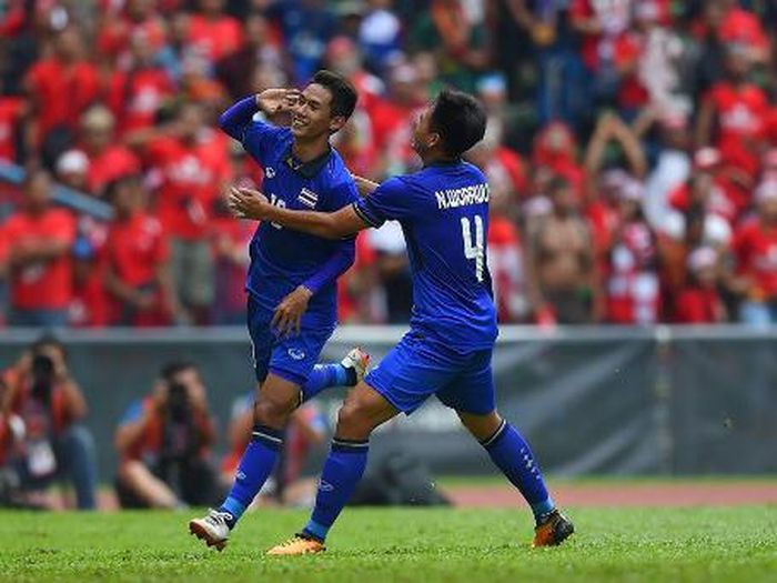 Unduh 8600 Koleksi Gambar Garuda Indonesia Vs Gajah Thailand Paling Baru 