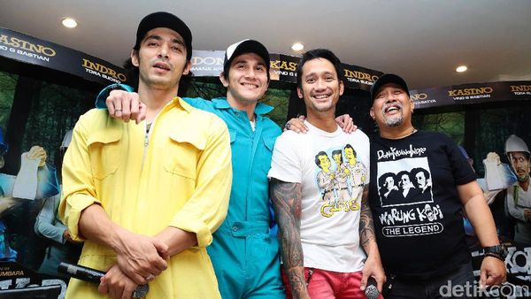 Bahagianya Tora Sudiro Kembali bersama Cast Warkop DKI Reborn