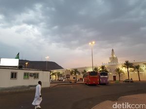 Perbedaan Miqat Zamani dan Makani dalam Haji Perbedaan Miqat Zamani dan Makani dalam Haji