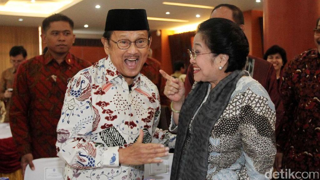 Potret Kemesraan Habibie dan Megawati
