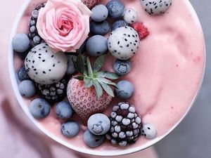 Deretan Smoothie Bowl Cantik hingga Binaragawati Meninggal Akibat Kelebihan Suplemen Protein