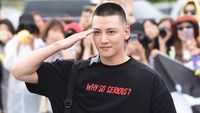 10 Artis Pria Korea Berkepala Botak Sebelum Wajib Militer, Masih Kenal?