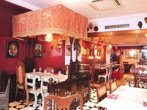 Restoran Unik di Dunia Ini Punya Interior Antik, Jadul hingga Amat Simple Restoran Unik di Dunia Ini Punya Interior Antik, Jadul hingga Amat Simple