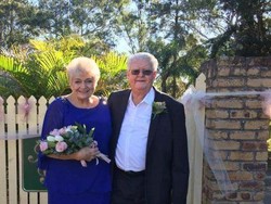 Menikah Setelah Menjadi Tetangga Selama 54 Tahun