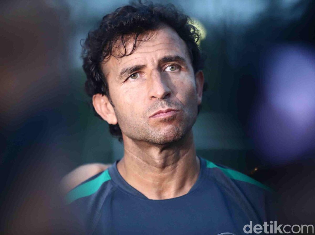 Pelatih timnas Indonesia, Luis Milla (Foto: Grandyos Zafna/detikSport)