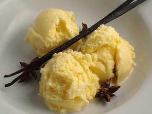 Yuk, Bikin Es Krim Vanilla Manis Lembut dengan Cara Mudah Ini Yuk, Bikin Es Krim Vanilla Manis Lembut dengan Cara Mudah Ini