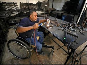 Foto: Organ Prostetik Buatan Penyandang Disabilitas di Mesir