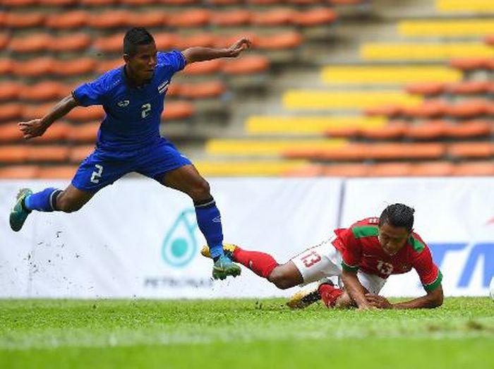 Unduh 7000 Gambar Garuda Vs Gajah Putih Paling Baru Gratis