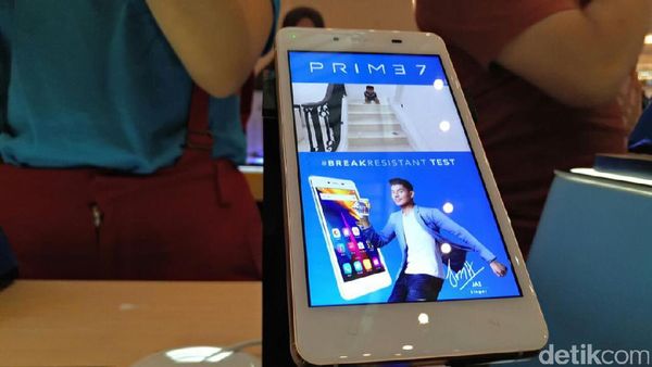 Ponsel Tahan Banting Polytron Prime 7
