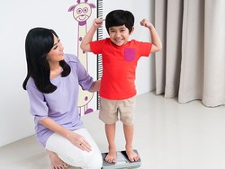 Demi Masa Depan si Kecil, Waspadai Berat Badannya